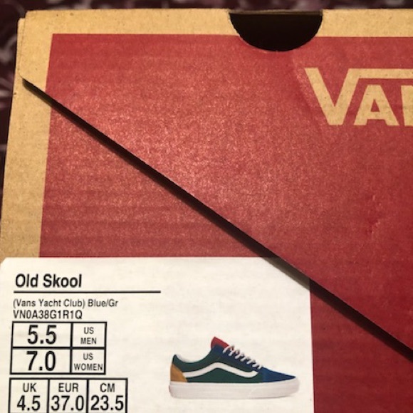 Vans - Picture 5 of 5